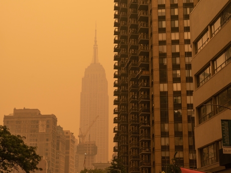 Smoky sky from wildfire smoke